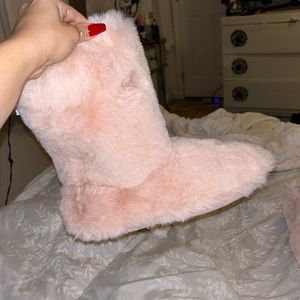 Fuzzy slippers